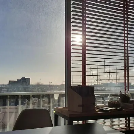 Résidence De Standing La Pêcherie Spacieux T3 Comme Un Cocon Familial Vue Et Sur L'avant Port Sur Le Bout Du Bout De Cap D'agde Seule Cap En Occitanie Apartamento