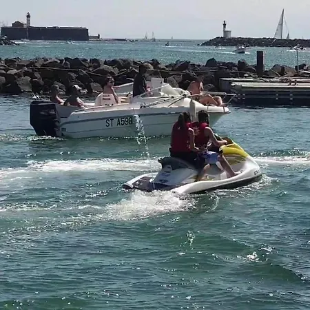 Résidence De Standing La Pêcherie Spacieux T3 Comme Un Cocon Familial Vue Et Sur L'avant Port Sur Le Bout Du Bout De Cap D'agde Seule Cap En Occitanie *