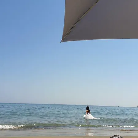 Résidence De Standing La Pêcherie Spacieux T3 Comme Un Cocon Familial Vue Et Sur L'avant Port Sur Le Bout Du Bout De Cap D'agde Seule Cap En Occitanie