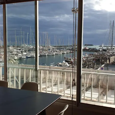 Apartamento Résidence De Standing La Pêcherie Spacieux T3 Comme Un Cocon Familial Vue Et Sur L'avant Port Sur Le Bout Du Bout De Cap D'agde Seule Cap En Occitanie Agde