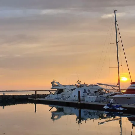 De Standing La Pecherie Spacieux T3 Comme Un Cocon Familial Vue Et Sur L'avant Port Sur Le Bout Du Bout De Cap D'agde Seule Cap En Occitanie Lejlighed Agde